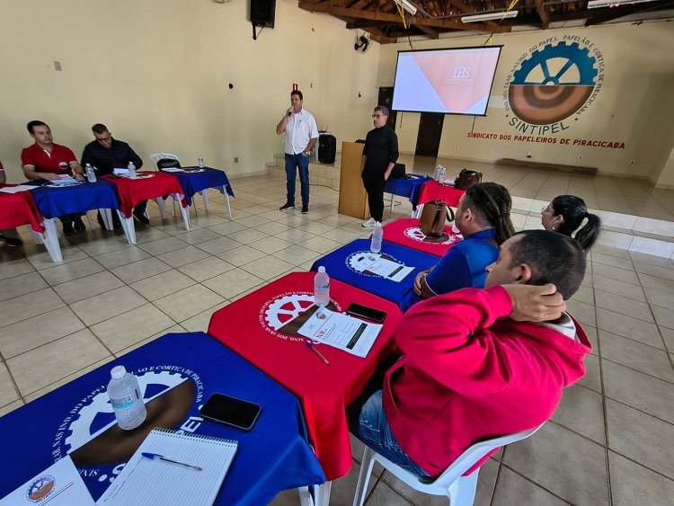 Diretores do Sintipel participam de capacitação sobre a NR-1 e os riscos
