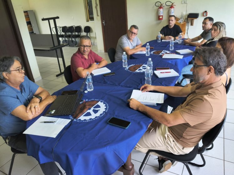 Diretoria do Sintipel se reúne na Sede Campestre e discute novas