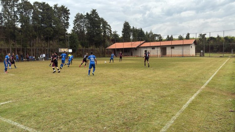 Mais duas partidas movimentaram o 14º Campeonato de Futebol dos