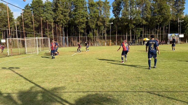 Duas goleadas marcaram a rodada do 15º Campeonato de Futebol dos