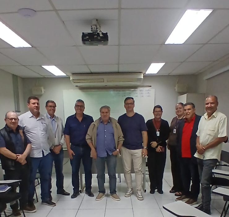 Presidente do Sintipel participou de reunião que discutiu o fortalecimento das