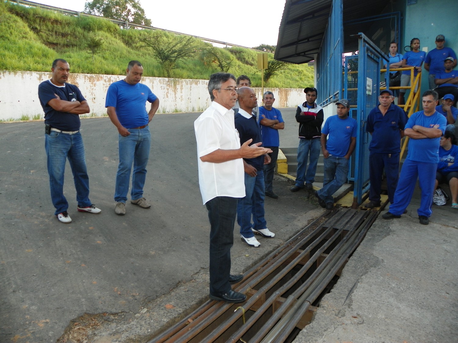 Trabalhadores da RST aprovam  greve a partir do dia 5