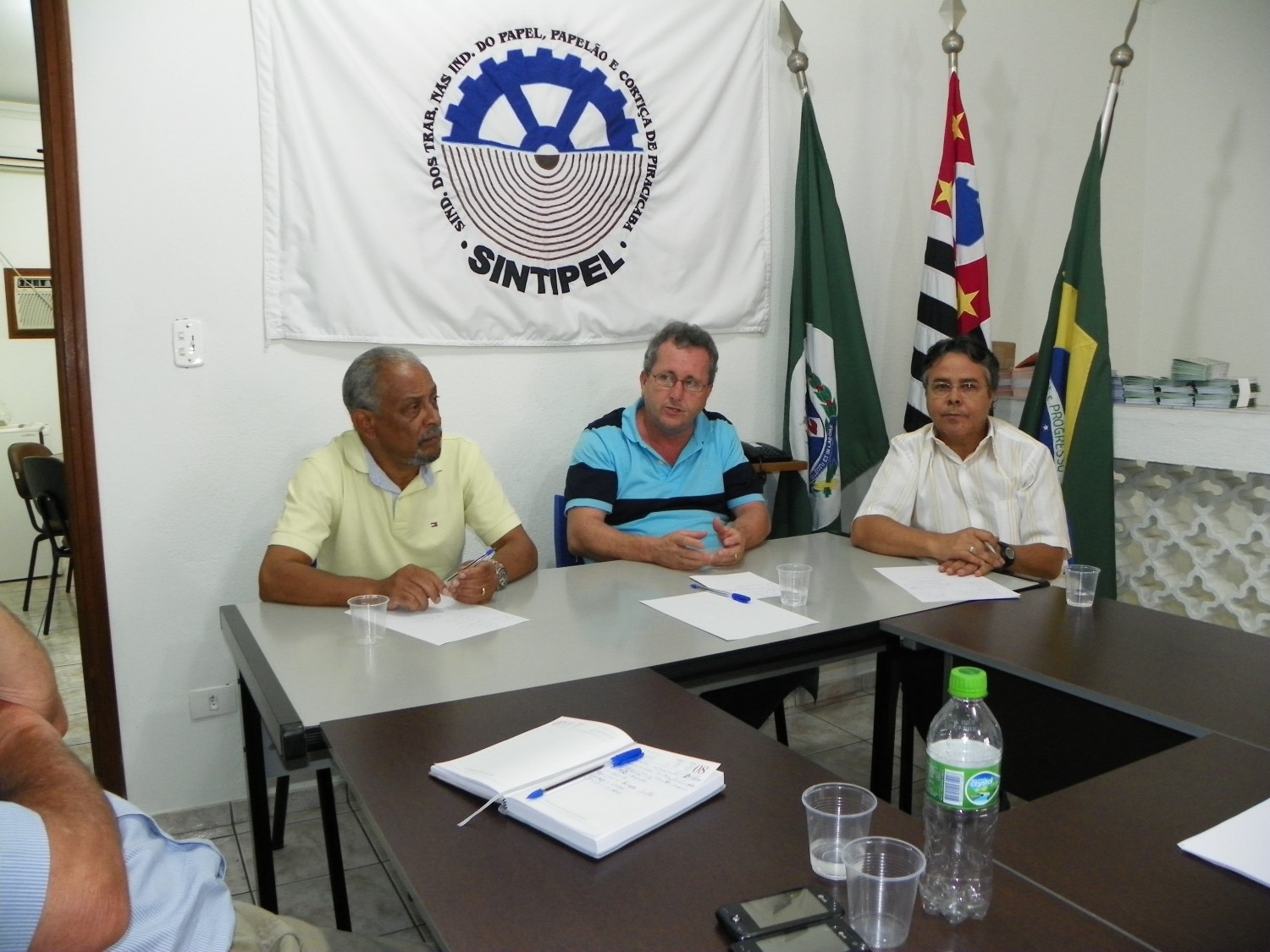 Papeleiros da Força Sindical defendem encontro nacional dos trabalhadores para debater o setor.