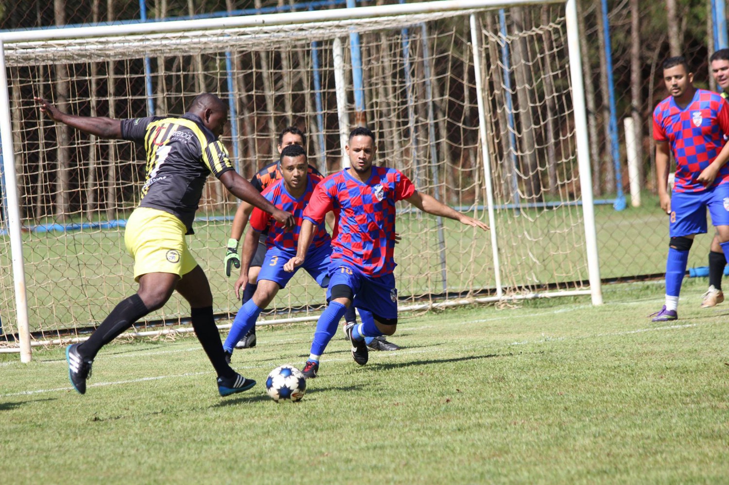 Aberto o 8º Campeonato de futebol do Sindicato dos Trabalhadores das Indústrias do Papel